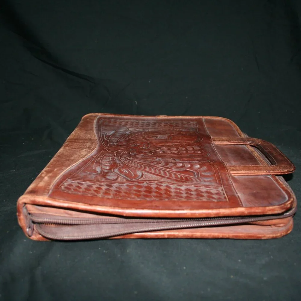 Leaders in Leather Vintage hand tooled briefcase - Picture 6 of 7